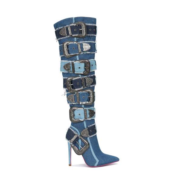 NWT**CAPE ROBBIN SHEA - DENIM DENIM 5.5 | ALL OFFERS / COUNTEROFFERS WELCOME - Picture 2 of 7